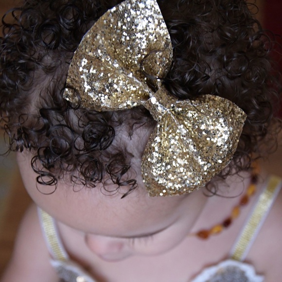 ✨Handmade✨Gold Glitter Clip Bows-Set of 3 - Picture 8 of 8